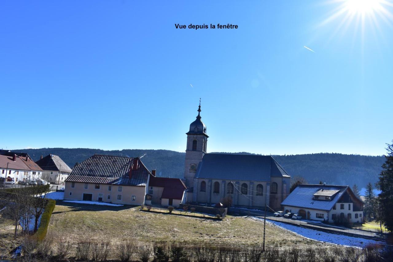 Bel Appartement Dans La Montagne, L'Oree Du Bois Mouthe Exterior foto